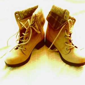 Womens boots
